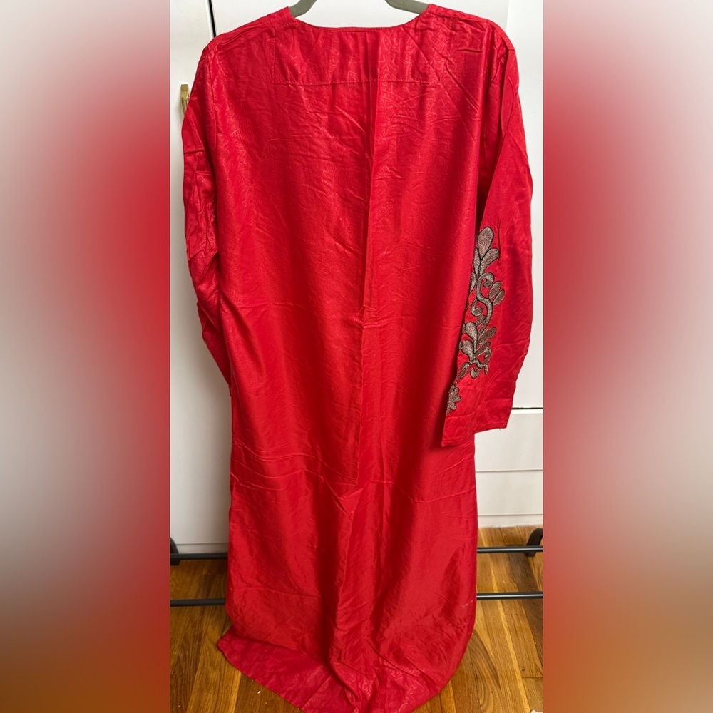 Arabian Red Embroidered Long Dress with Metallic Thread Detail L/XL - Picture 4 of 4